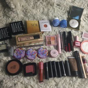 HUGE Gently Used/New Makeup Skincare Bundle